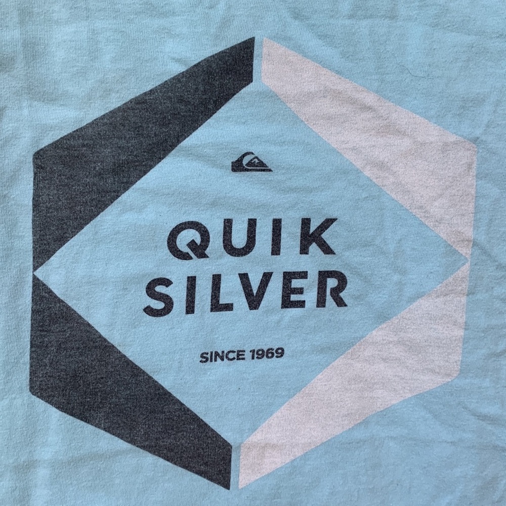 ☻ Mens Quicksilver t-shirt